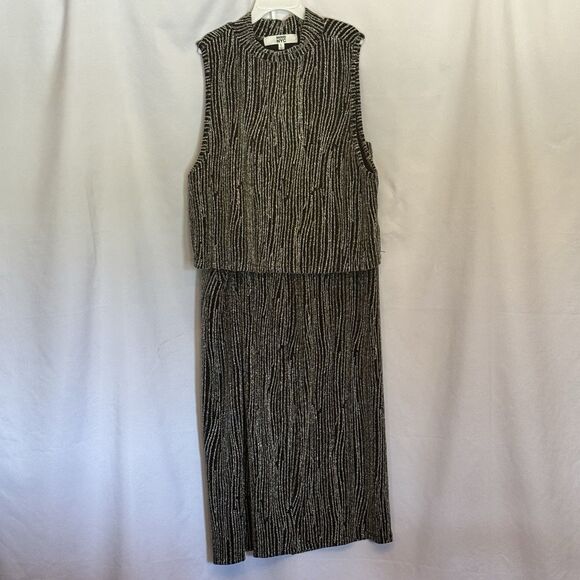Madden NYC Women’s Shimmering Mock Neck Top and Skirt Set 2-Piece Size Large - Picture 1 of 11